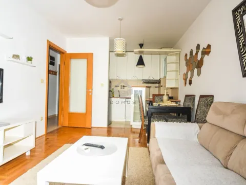 Rent, one bedroom apartment, 45m², Stari Aerodrom, Podgorica - image 8