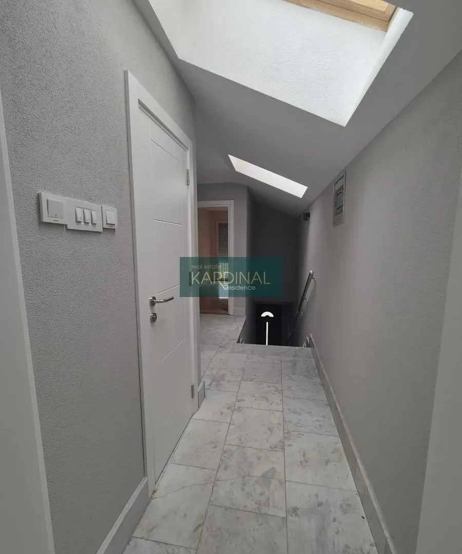 Sale, office space, 154m², Centar, Jagodina
