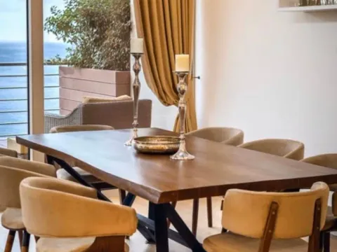 Izdavanje, dvosoban stan, 170m², Dukley Gardens, Budva - image 13