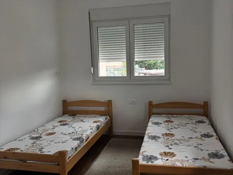 Rent, one bedroom apartment, 65m², Stari Aerodrom, Podgorica - image 3