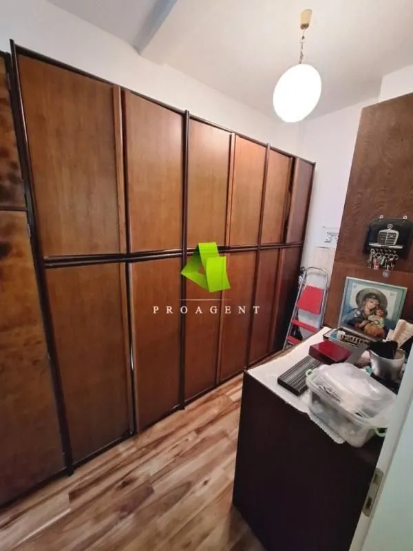 Prodaja, kuća, 300m², Pantelej, Niš