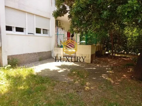 Izdavanje, jednosoban stan, 50m², Zabjelo, Podgorica - image 13