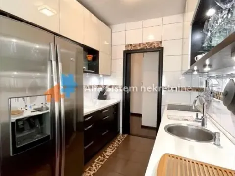 Rent, four bedroom apartment, 87m², Stari Grad, Beograd - image 8