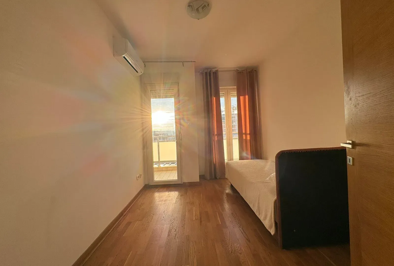 Rent, two bedroom apartment, 65m², City Kvart, Podgorica