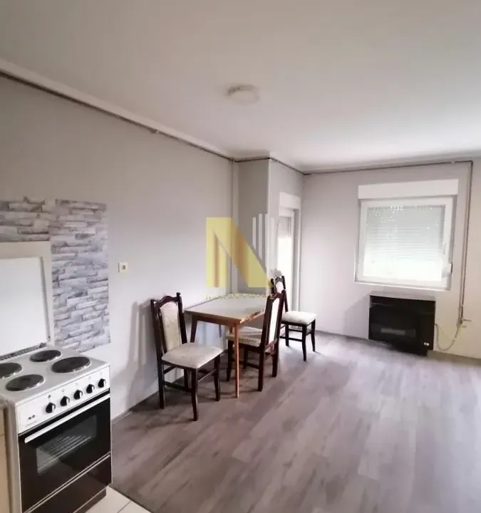 Izdavanje, garsonjera, 30m², Adice, Novi Sad Sve Podlokacije