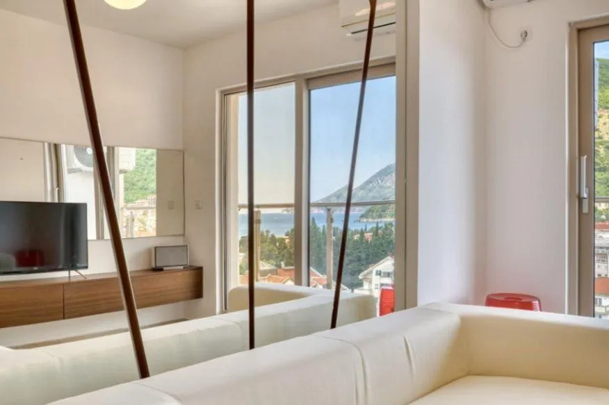 Prodaja, garsonjera, 33m², Centar, Budva