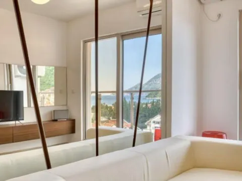 Prodaja, garsonjera, 33m², Centar, Budva - image 11