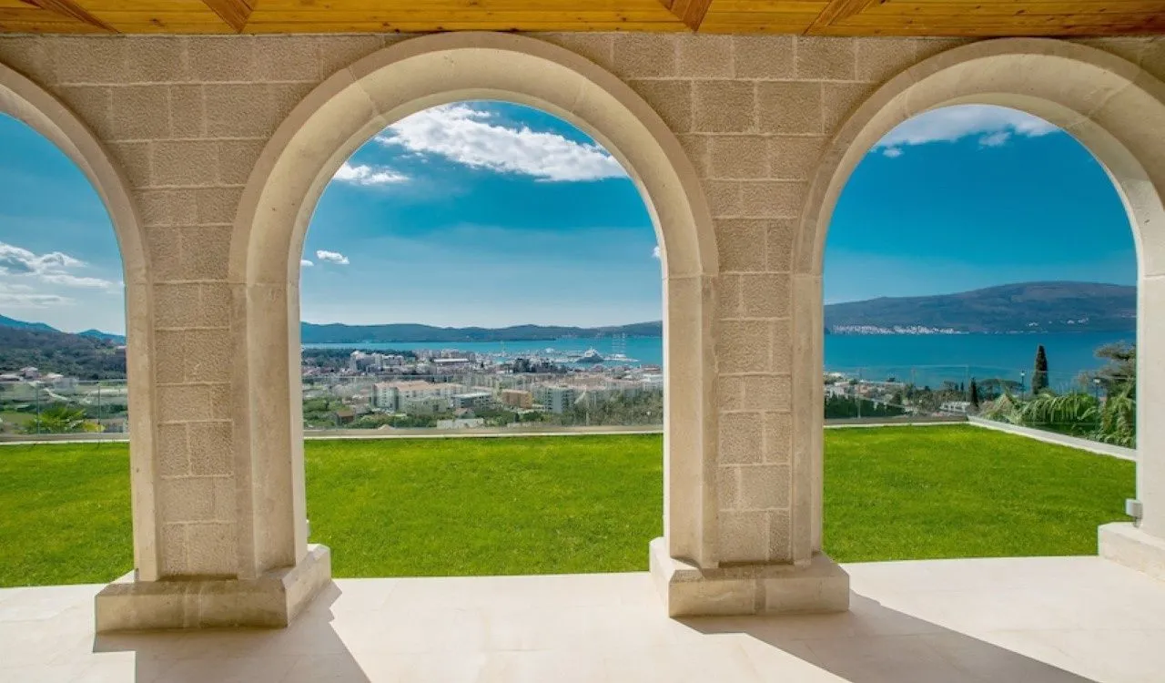 Prodaja, kuća, 1400m², Donja Lastva, Tivat