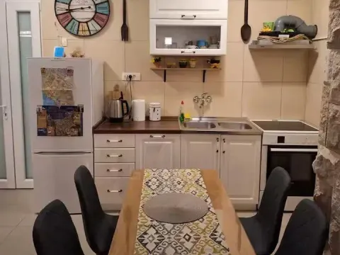 Sale, two bedroom apartment, 100m², Velji Vinogradi, Budva - image 3
