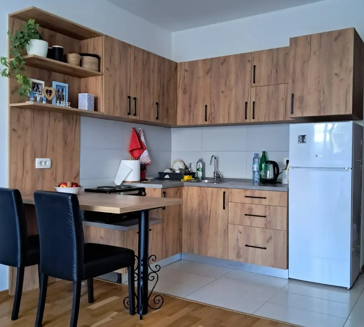 Izdavanje, kuća, 29m², Ljubović, Podgorica