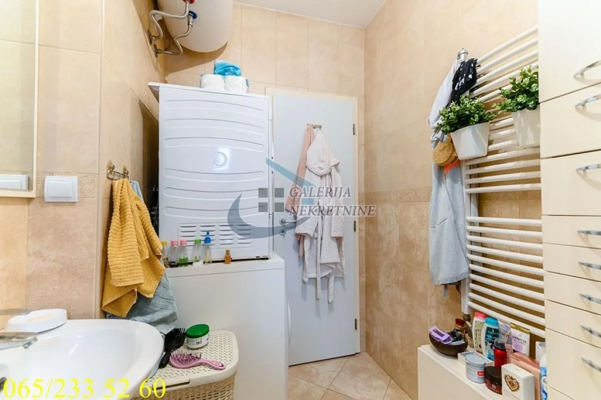 Prodaja, trosoban stan, 58m², Uciteljsko Naselje, Zvezdara Sve Podlokacije