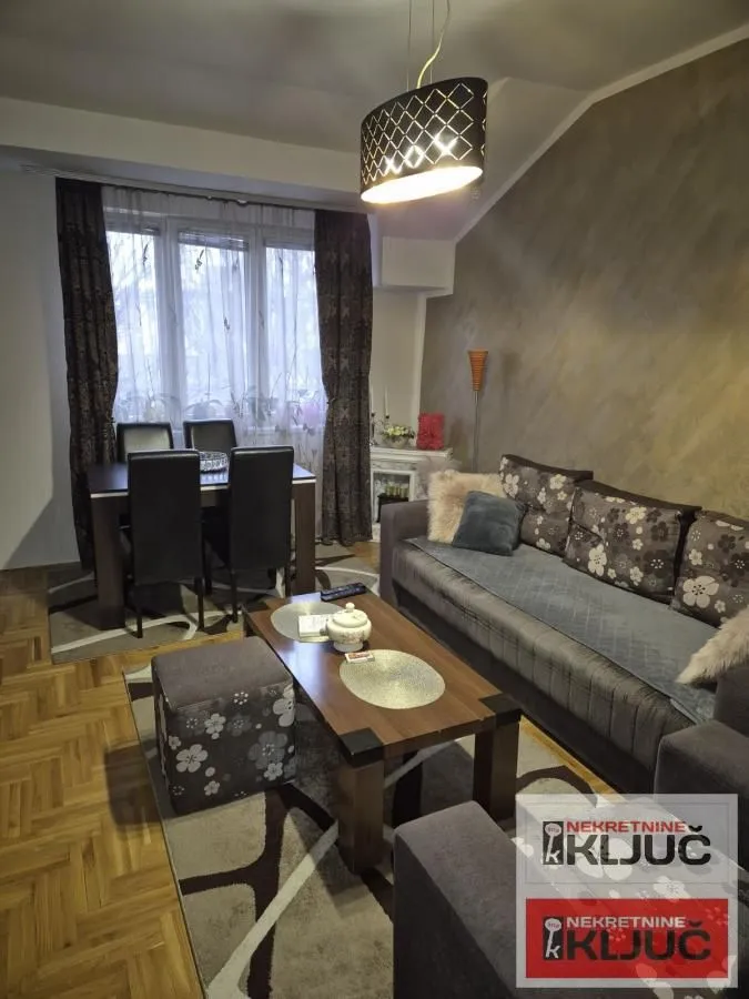Prodaja, jednosoban stan, 40m², Centar, Novi Sad
