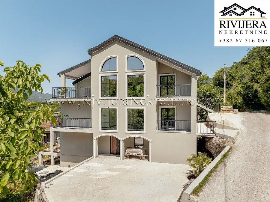 Prodaja, dvosoban stan, 103m², Herceg Novi, Crna Gora