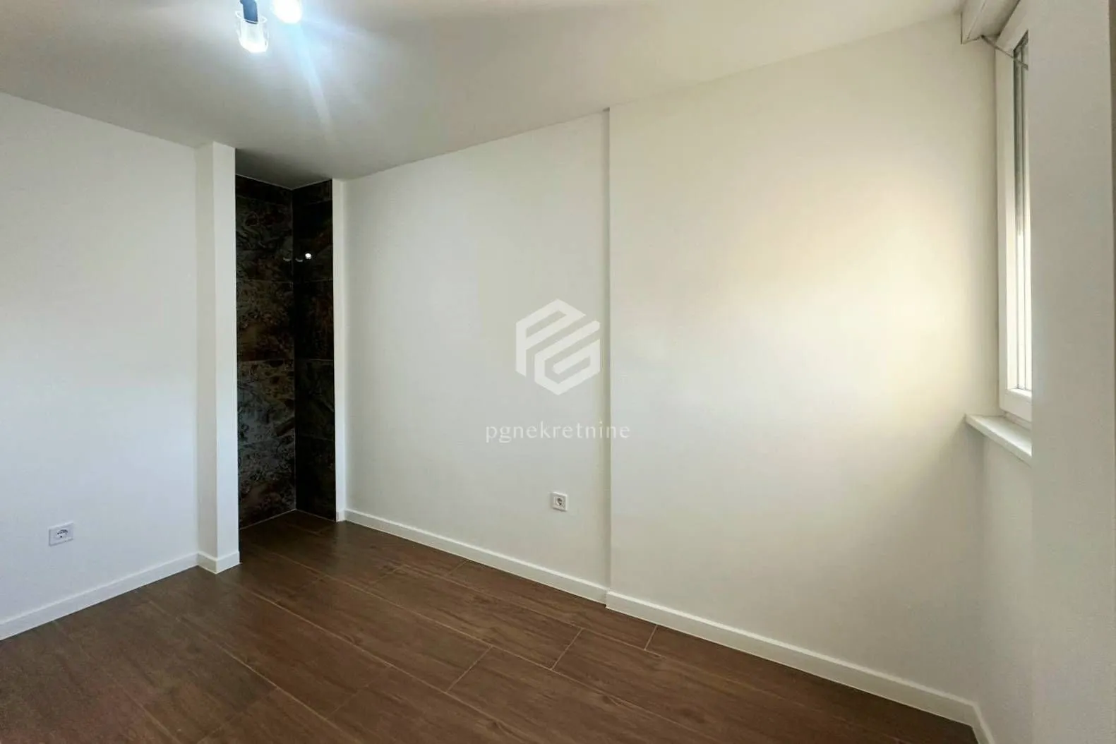 Sale, three bedroom apartment, 74m², Pobrežje, Podgorica