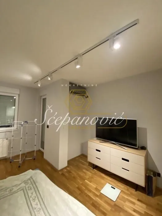 Prodaja, trosoban stan, 99m², Nova Detelinara, Novi Sad Sve Podlokacije