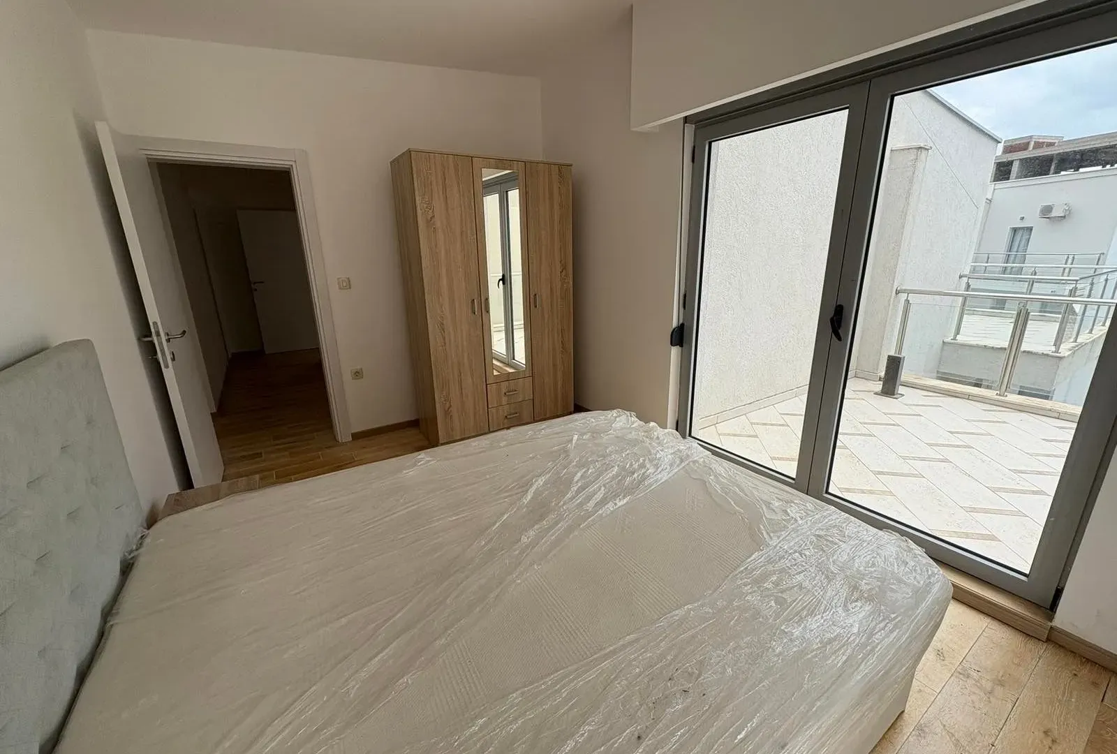 Sale, three bedroom apartment, 171m², Petrovac, Budva