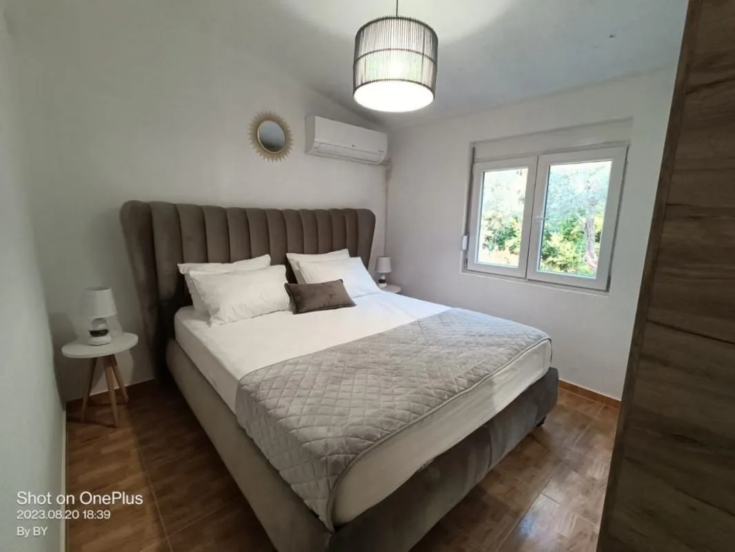 Rent, house, 182m², Dobra Voda, Budva