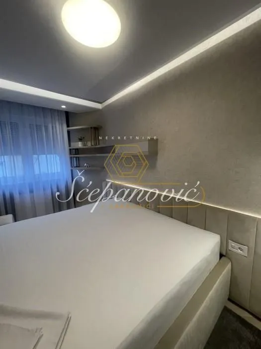 Izdavanje, dvosoban stan, 52m², Grbavica, Novi Sad Sve Podlokacije