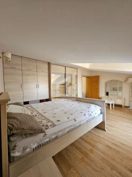 Rent, house, 150m², Zabjelo, Podgorica - image 14