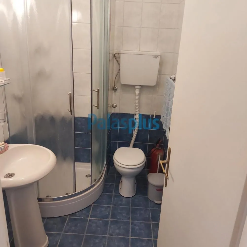 Rent, two bedroom apartment, 64m², Vračar Centar, Vračar Sve Podlokacije