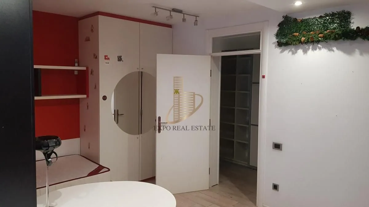 Prodaja, stan, 174m², Sajmište, Novi Sad