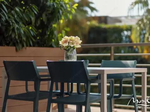 Prodaja, trosoban stan, 147m², Budva, Crna Gora - image 2