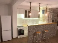 Izdavanje, stan, 90m², Kotor, Crna Gora - image 4