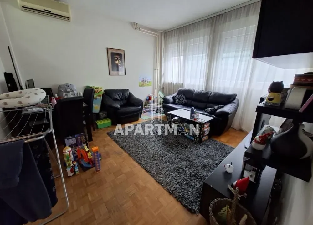 Prodaja, dvosoban stan, 47m², Novi Beograd Blok 1 Fontana, Novi Beograd Sve Podlokacije