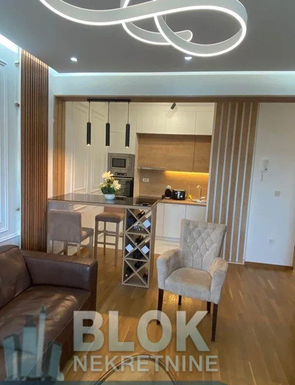 Izdavanje, jednosoban stan, 50m², Zabjelo, Podgorica