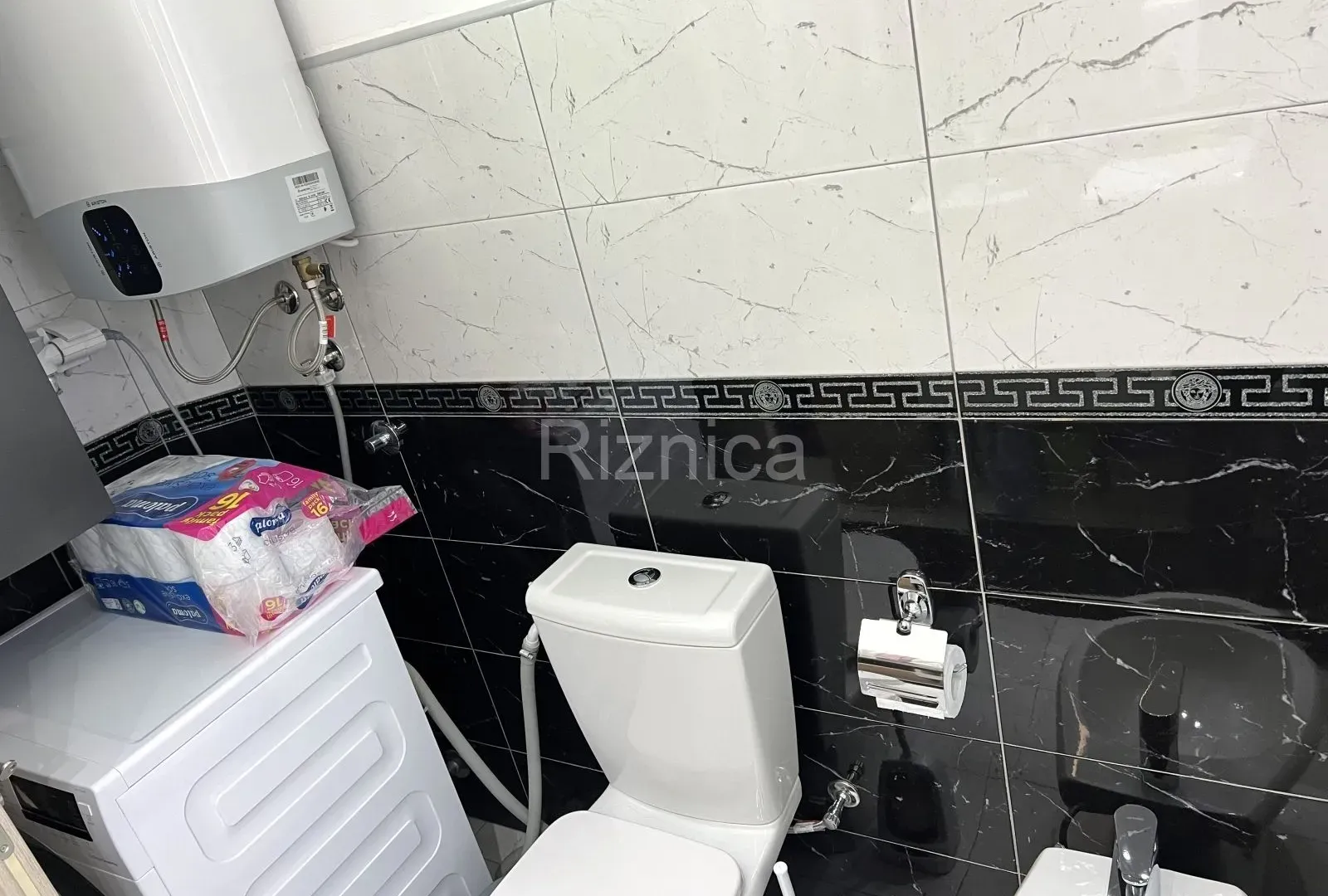 Prodaja, jednosoban stan, 162m², Pantelej, Niš