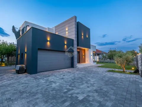 Rent, house, 180m², Donja Gorica, Podgorica - image 42