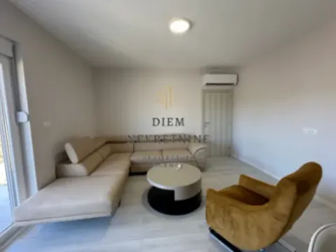 Izdavanje, kuća, 95m², Donji Kokoti, Podgorica - image 11