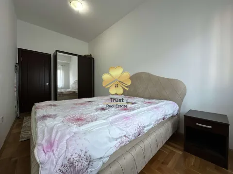 Izdavanje, dvosoban stan, 60m², Kod Big Fashion-a, Podgorica - image 9