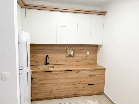 Izdavanje, jednosoban stan, 50m², City Kvart, Podgorica - image 6