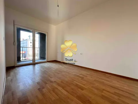 Izdavanje, trosoban stan, 101m², Zabjelo, Podgorica - image 6