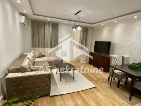 Izdavanje, dvosoban stan, 42m², Vračar Sve Podlokacije, Beograd - image 4