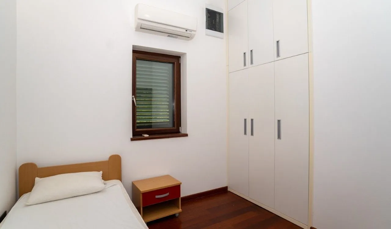 Prodaja, kuća, 121m², Tivat, Crna Gora