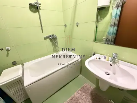 Izdavanje, jednosoban stan, 50m², City Kvart, Podgorica - image 15