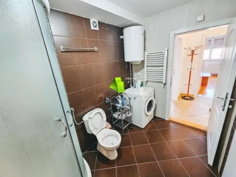 Izdavanje, trosoban stan, 70m², Medijana, Niš - image 8