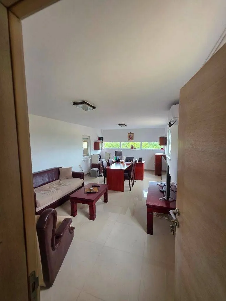 Sale, office space, 500m², Valjevo, Srbija