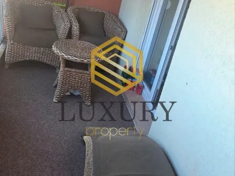 Prodaja, trosoban stan, 93m², City Kvart, Podgorica - image 2