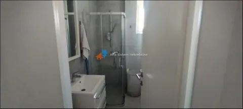 Izdavanje, dvosoban stan, 42m², Vračar Sve Podlokacije, Beograd - image 14