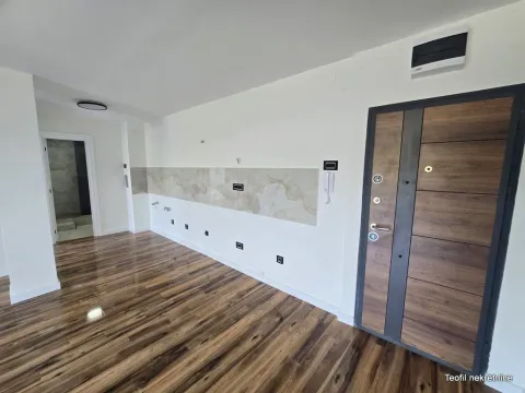 Prodaja, trosoban stan, 80m², Novi Beograd Blok 28, Novi Beograd Sve Podlokacije - image 5