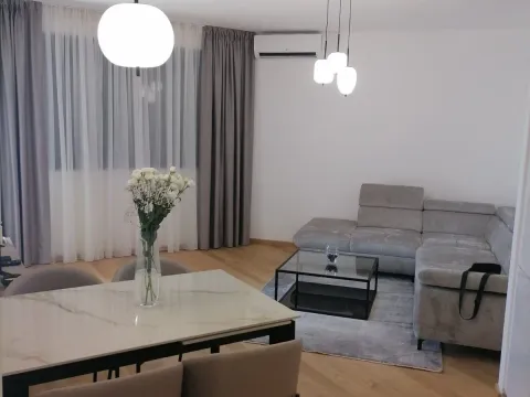 Rent, one bedroom apartment, 44m², Bečići, Budva - image 2