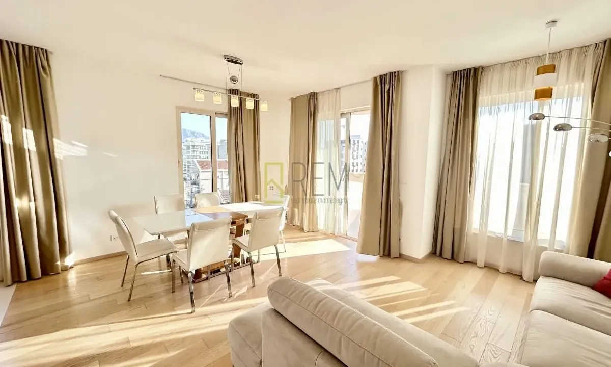 Prodaja, dvosoban stan, 71m², Budva, Crna Gora