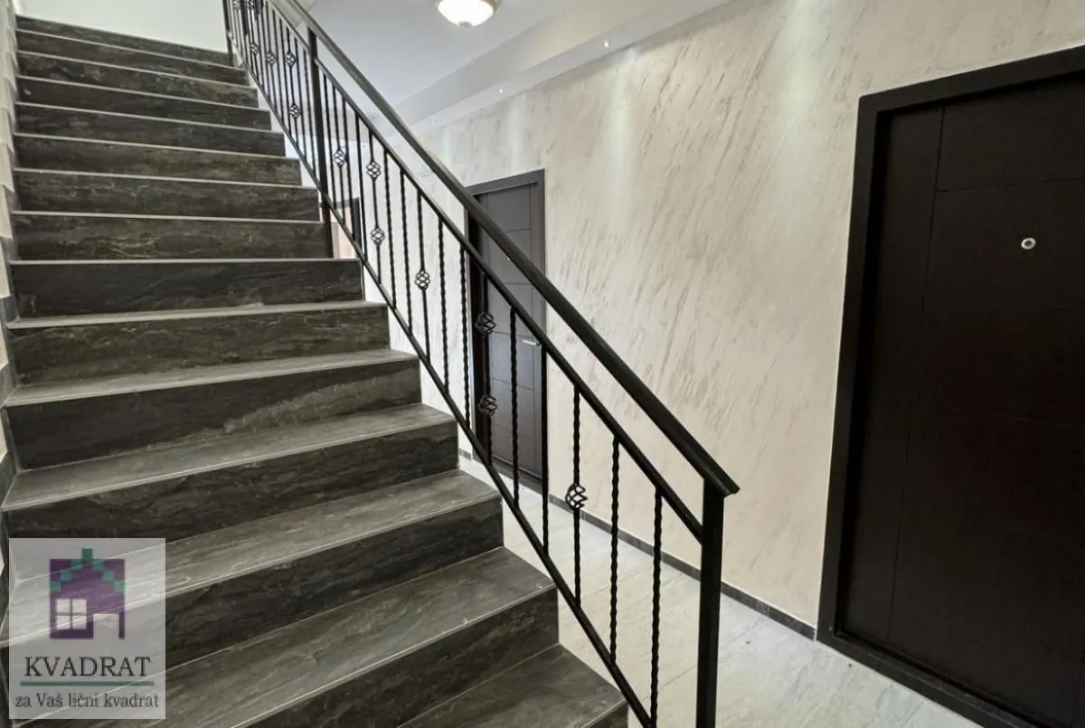 Prodaja, stan, 45m², Ledine, Beograd