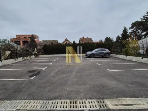 Rent, office space, 650m², Stari Majur, Petrovaradin - image 29