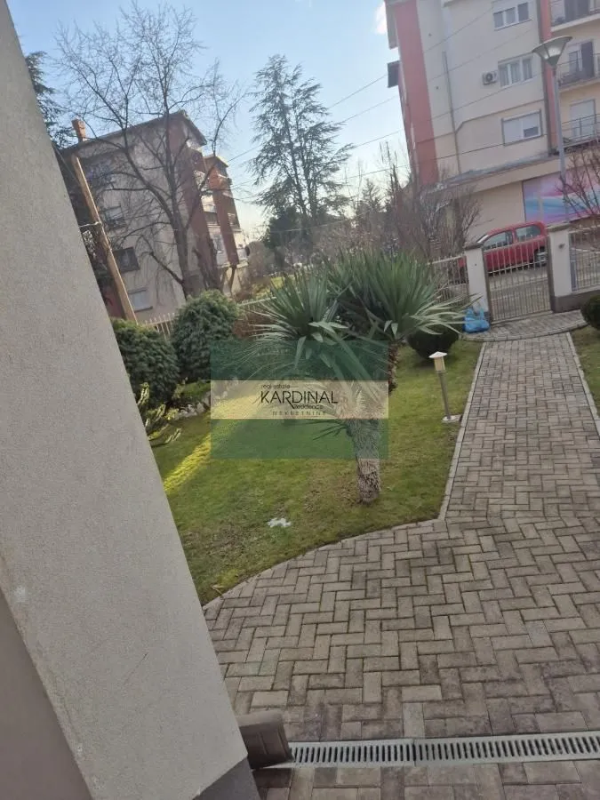 Prodaja, kuća, 528m², Budžino brdo, Jagodina