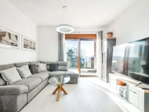 Prodaja, stan, 69m², Donja Lastva, Tivat - image 1