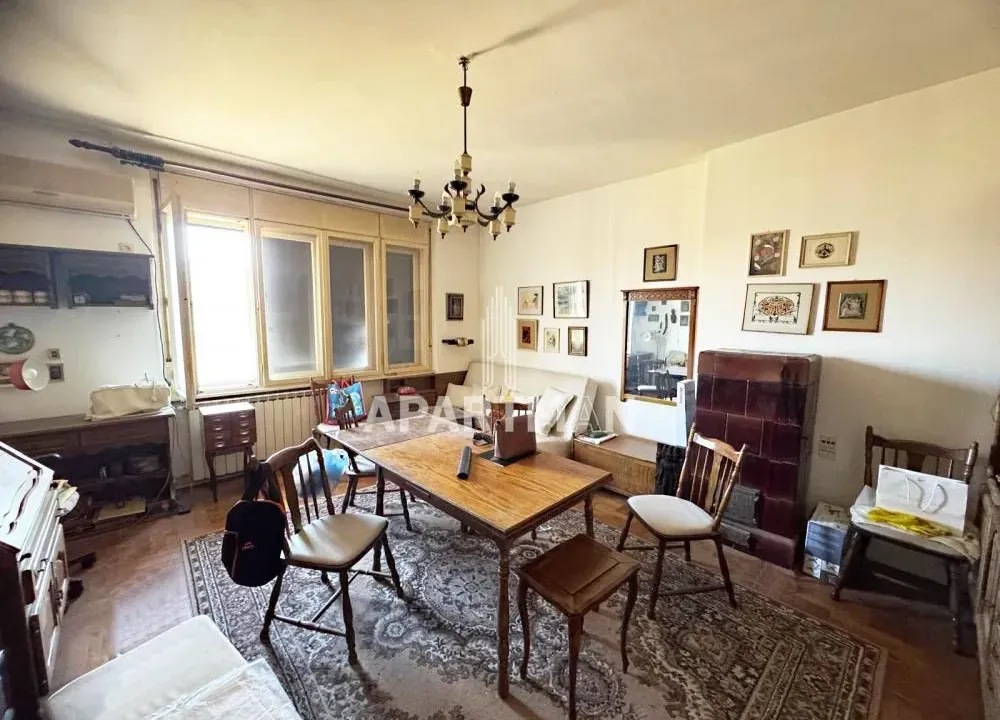 Prodaja, dvosoban stan, 62m², Lipov Lad, Zvezdara Sve Podlokacije